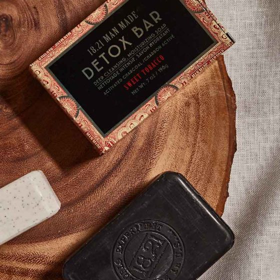 18.21 Man Made Book of Good Grooming Gift Set Volume 1
