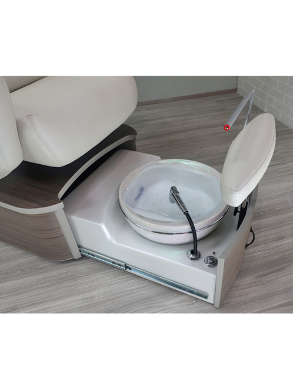 Belava - Pedicure Chair - Dorset Lounge Style | with Plumbing